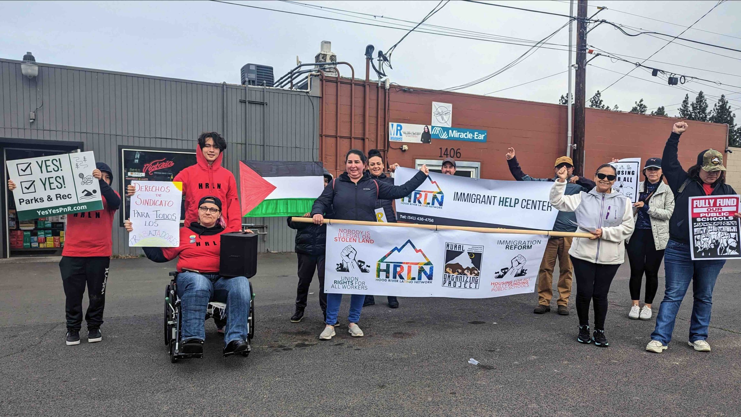 HRLN Hosts International Worker’s Day March in Hood River – Columbia Community Connection