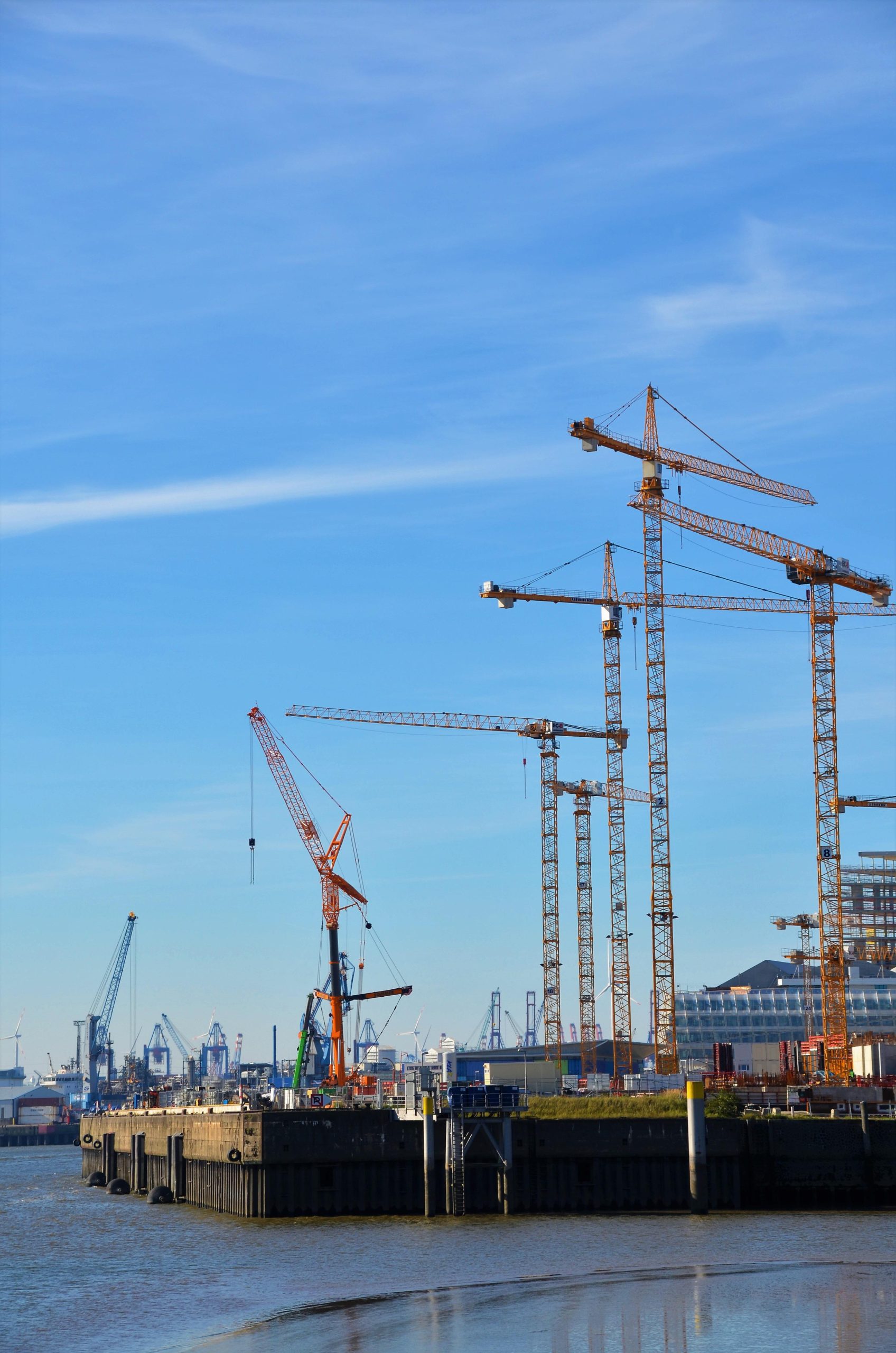 Council accelerates construction to address port access closures